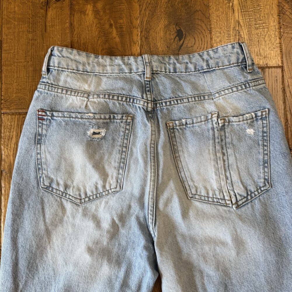 BDG Jeans Womens Sz 28 Crop Kick Flare Distressed Raw Hem High Rise Denim - Picture 7 of 8